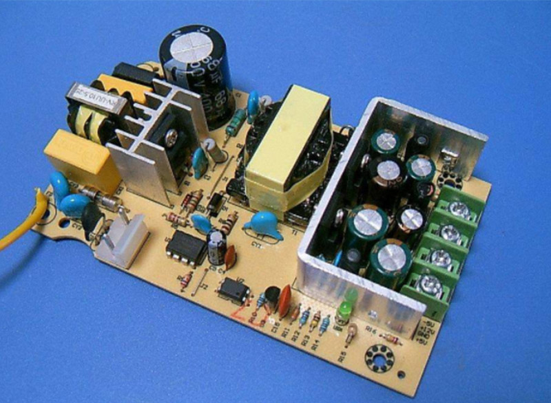 薄膜电容器在开关电源上的应用 薄膜电容器在开关电源上的应用