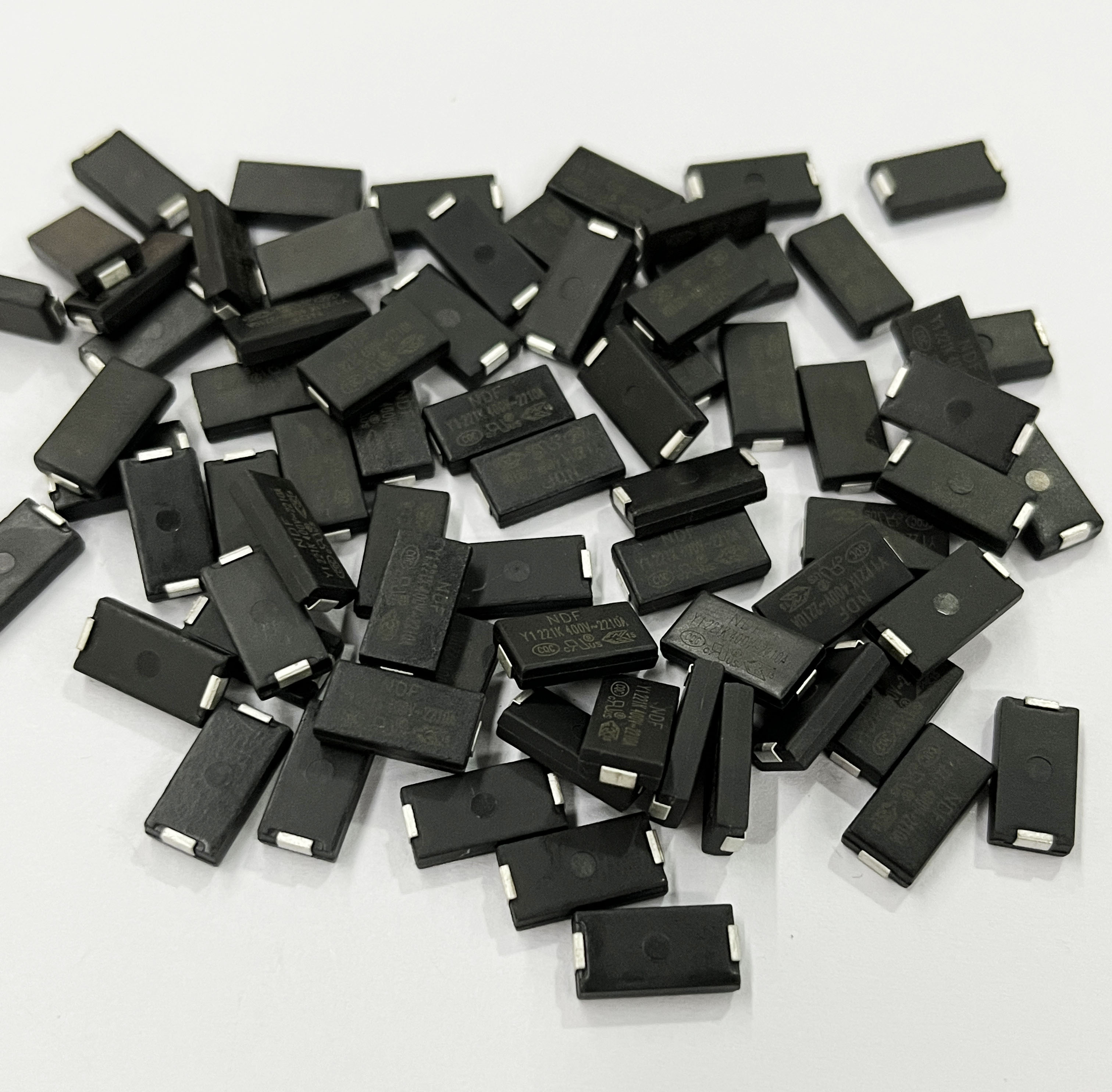 了解国产贴片Y1电容和贴片Y2电容的区别